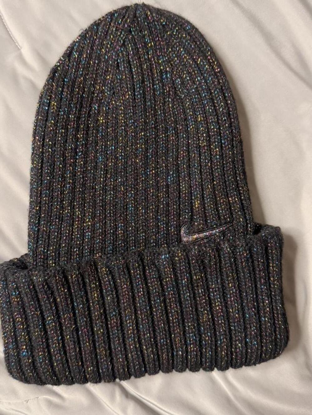 Nike Womens Black Beanie
